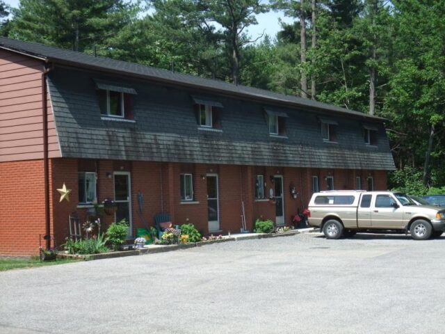 Typical 2 Bedroom Apartment - Lowe Properties Barrie